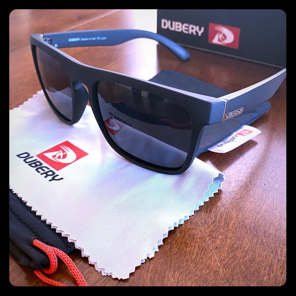Dubery Sunglasses NWT